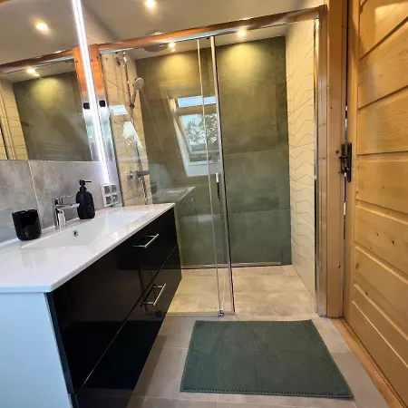 Lägenhet Tatrydom Loft Z Kominkiem Zakopane