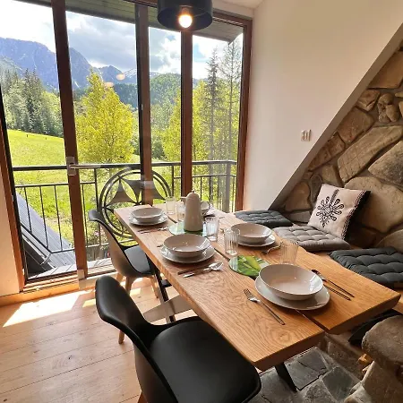 Tatrydom Loft Z Kominkiem Lägenhet