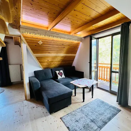 Tatrydom Loft Z Kominkiem Apartamento *